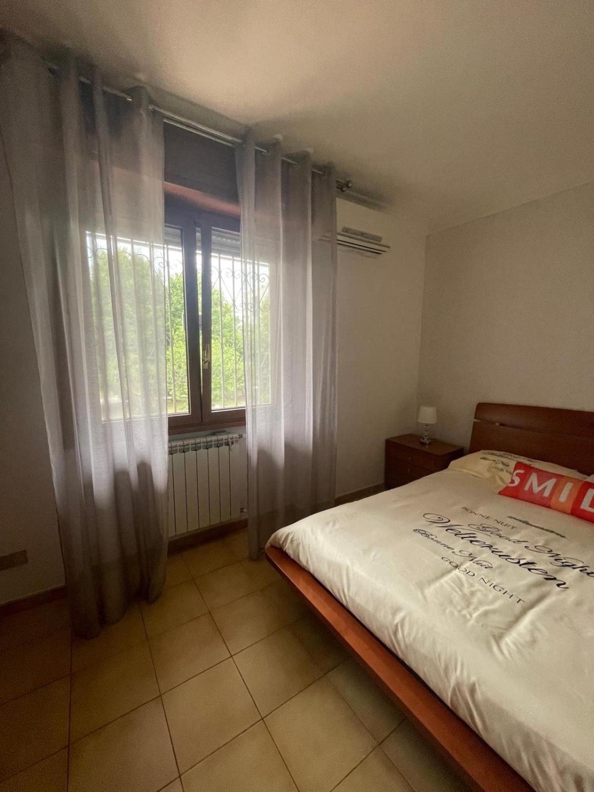 Intero Appartamento Con Giardino E Parcheggio Roma Esterno foto